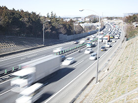 明和産業アクセス